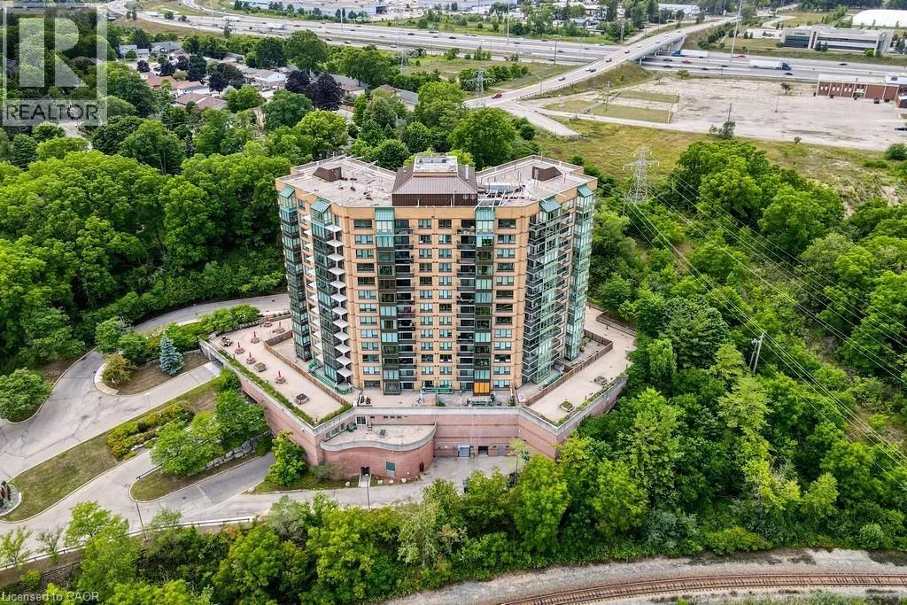 237 KING Street W Unit# 1004, #1004