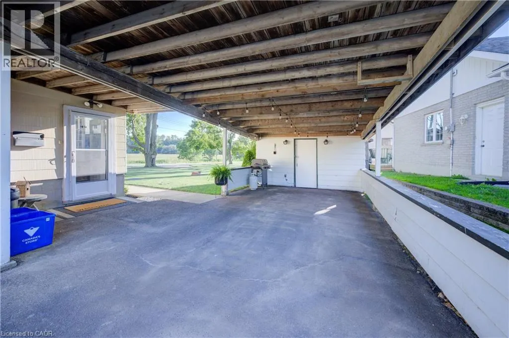 554 HURON Street