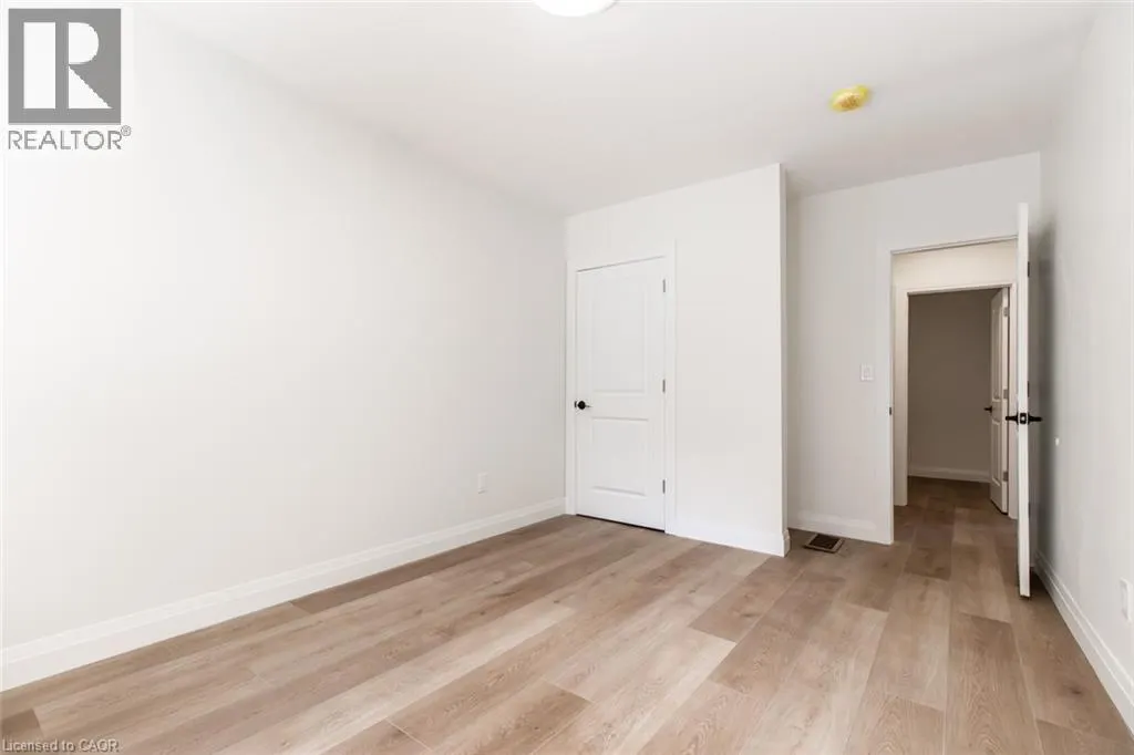 92 PEARL Street S
