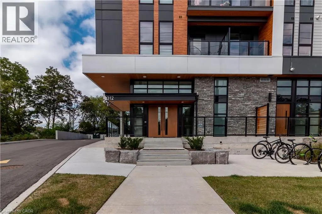 312 ERB Street W Unit# 616, #616