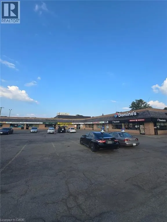 809 VICTORIA Street N Unit# 8A, #8A