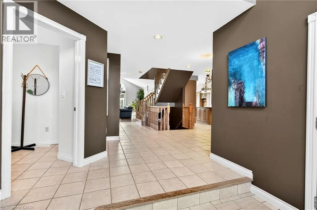 18 KONSTANTINE Court