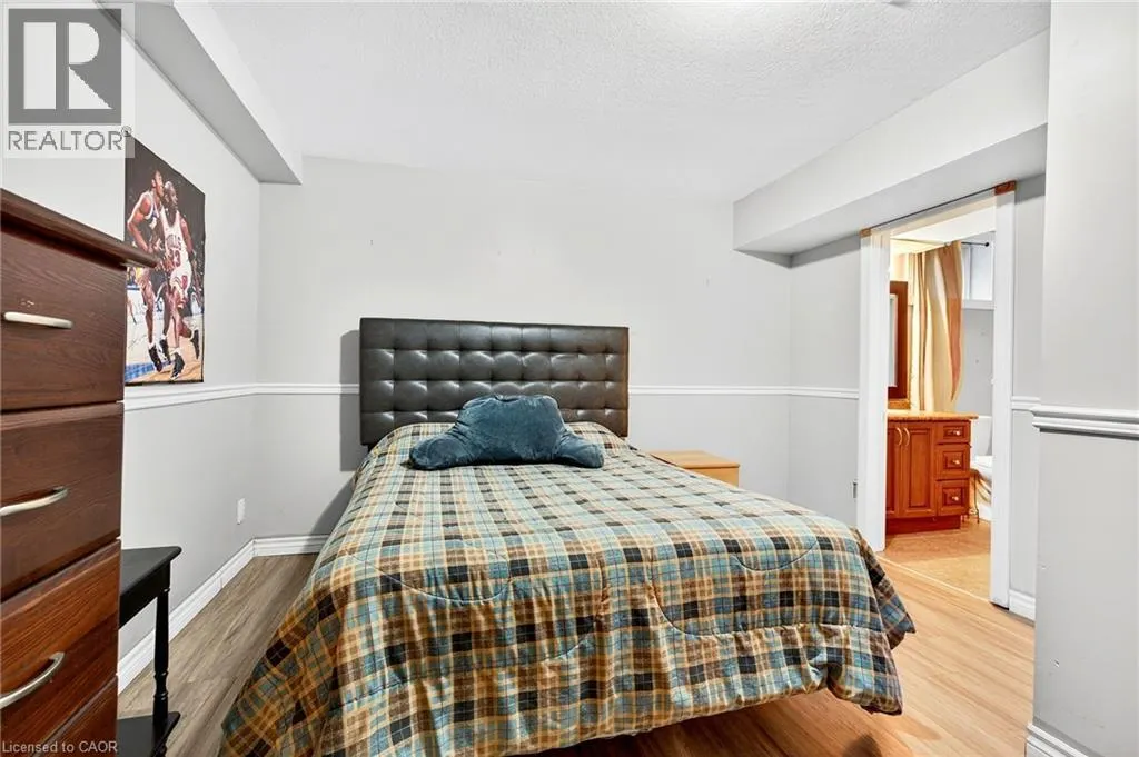 18 KONSTANTINE Court