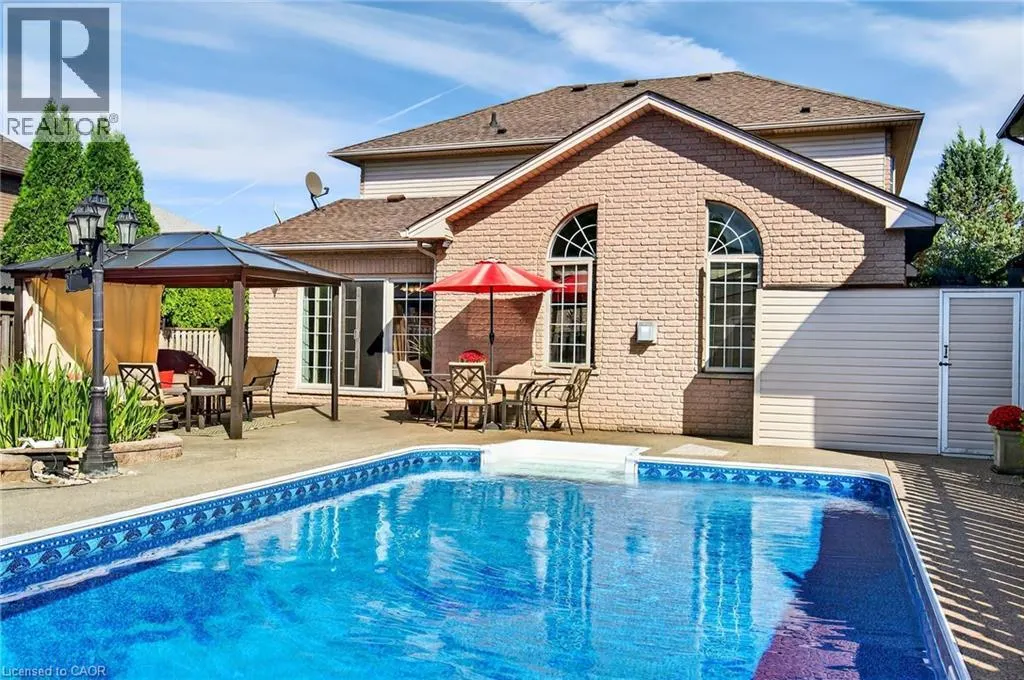 18 KONSTANTINE Court
