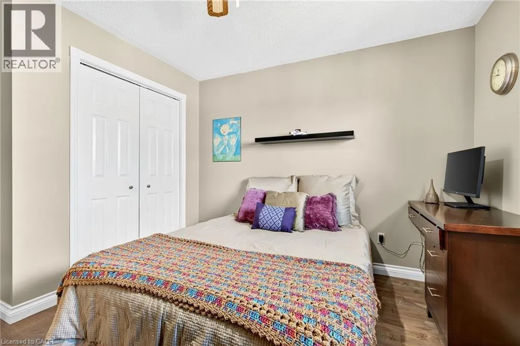 18 KONSTANTINE Court
