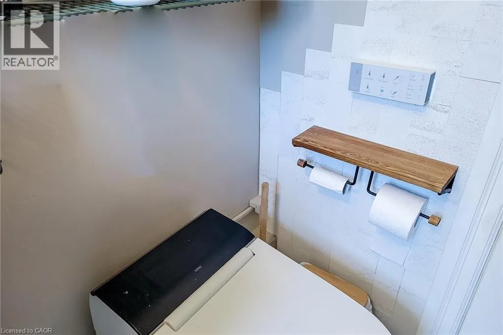 345 E HAWKRIDGE Avenue E Unit# Basement, #Basement