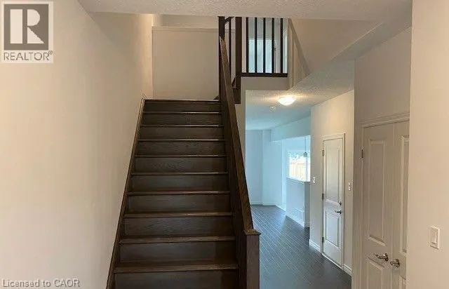 41 DENNIS Drive
