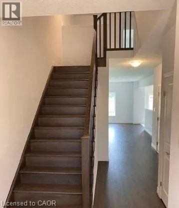 41 DENNIS Drive