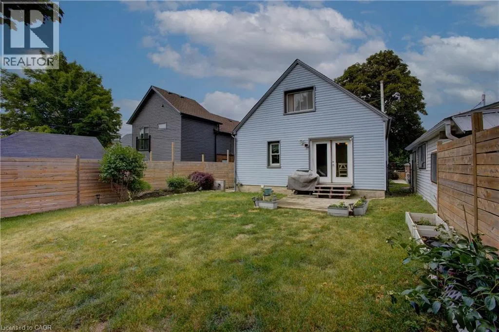 20 DUNHAM Avenue