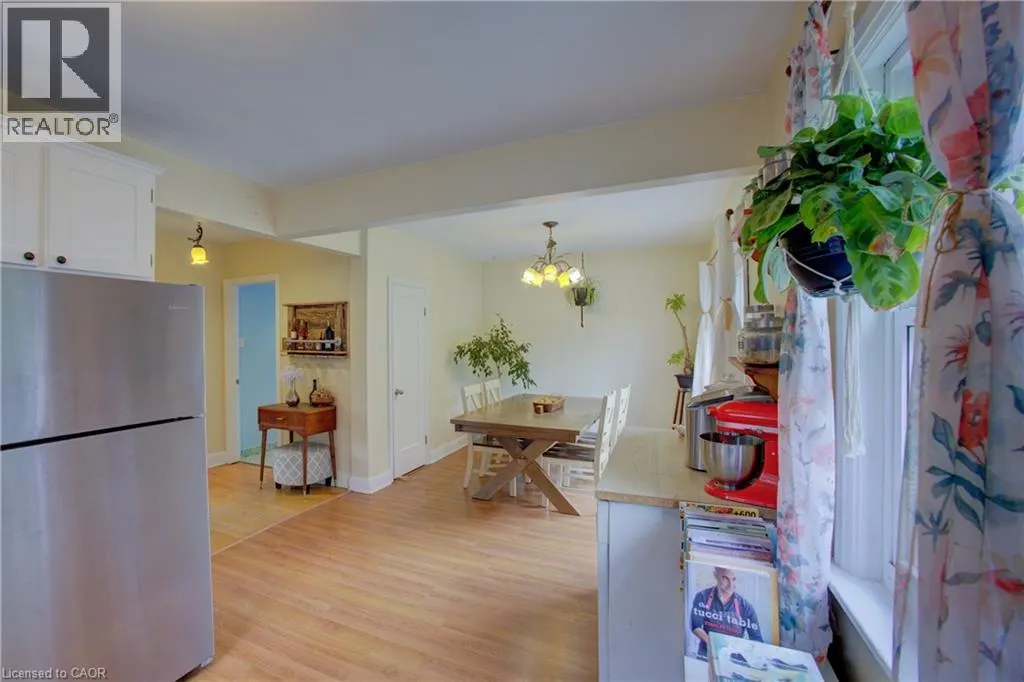 20 DUNHAM Avenue