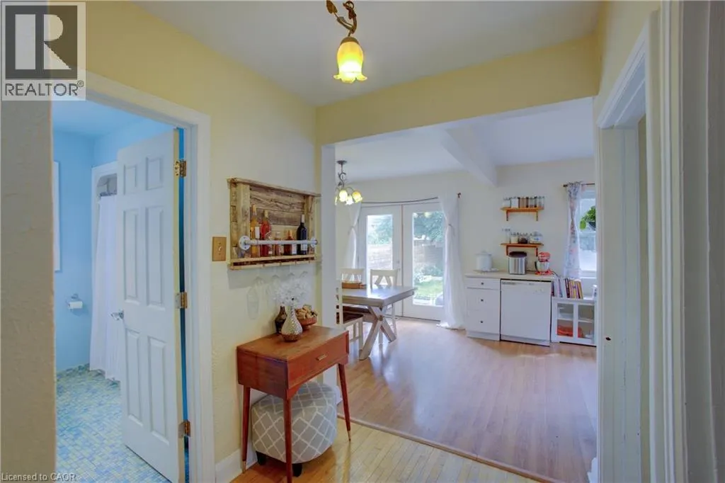 20 DUNHAM Avenue