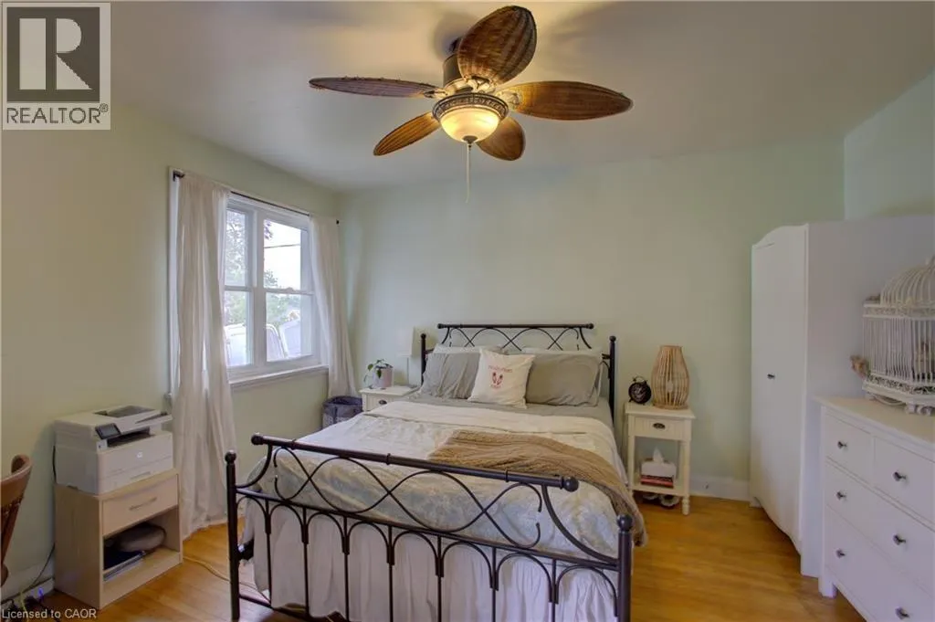 20 DUNHAM Avenue