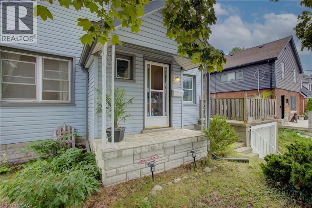 20 DUNHAM Avenue
