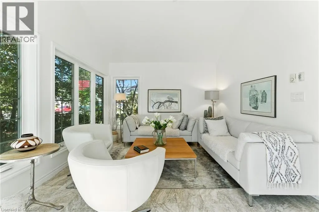 58 LAKEVIEW Avenue