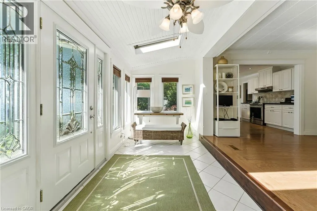 58 LAKEVIEW Avenue