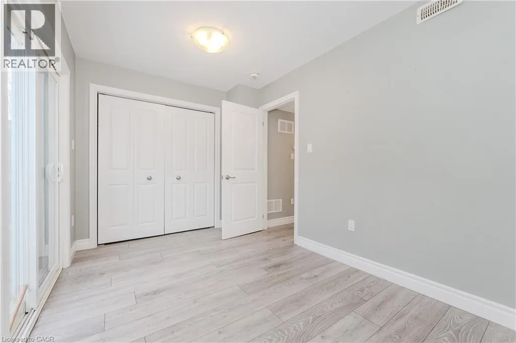 122 COURTLAND Avenue E Unit# 11, #11