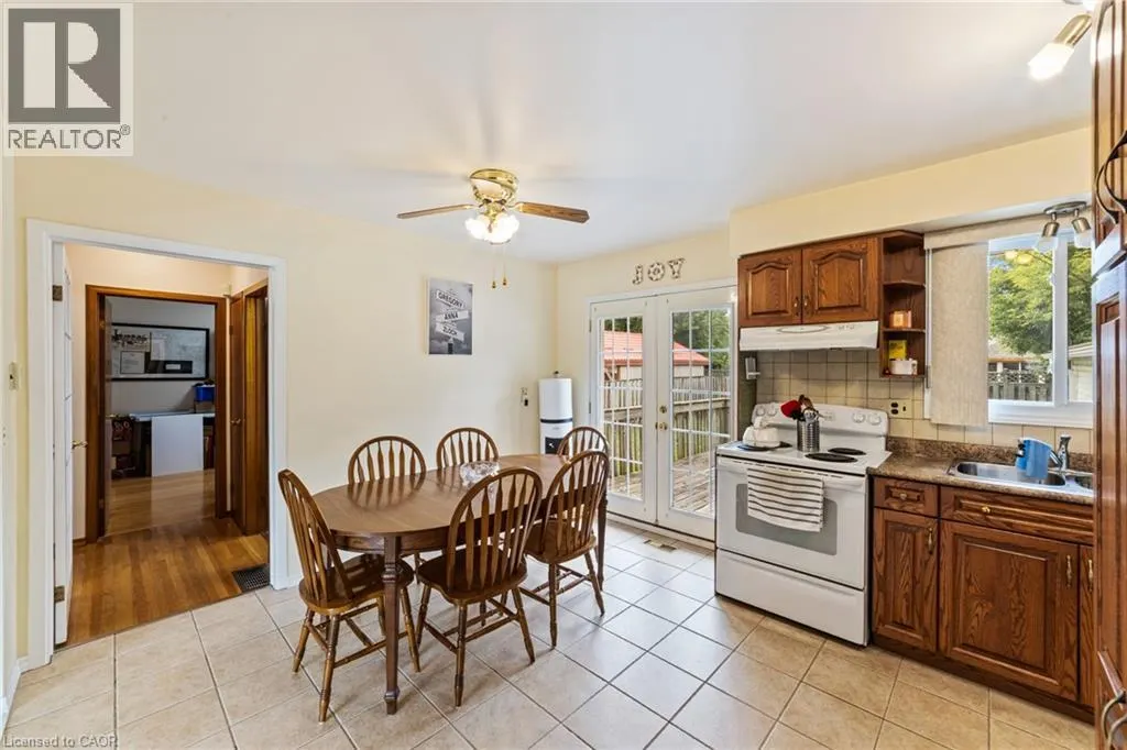 46 BLUEBIRD Avenue