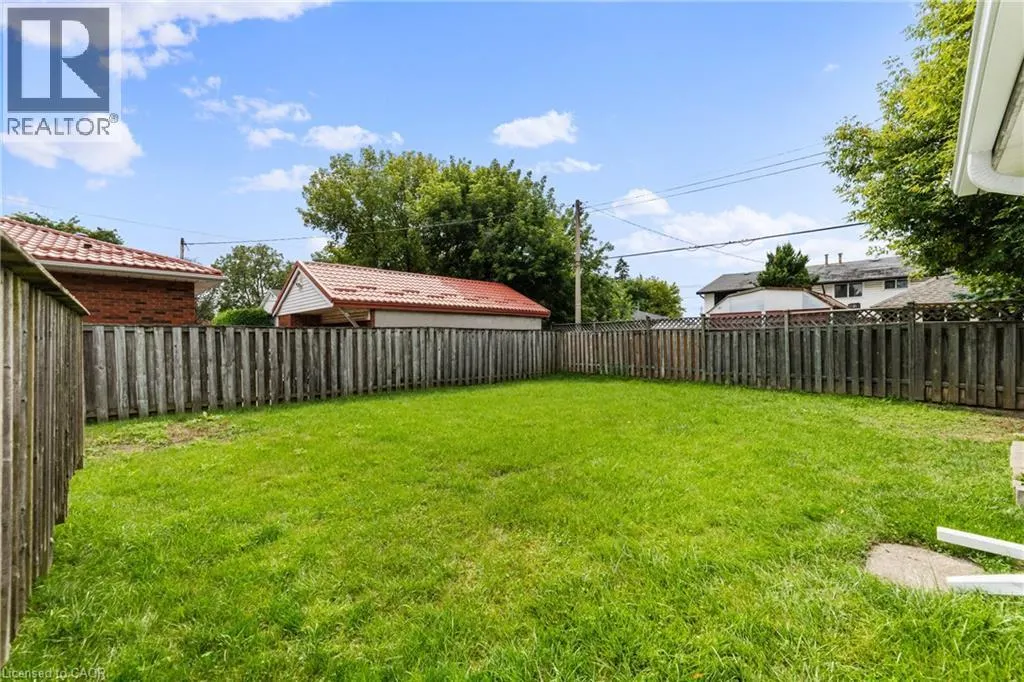 46 BLUEBIRD Avenue