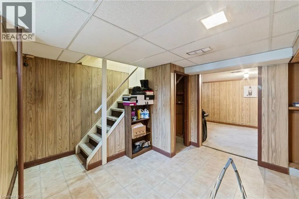 46 BLUEBIRD Avenue