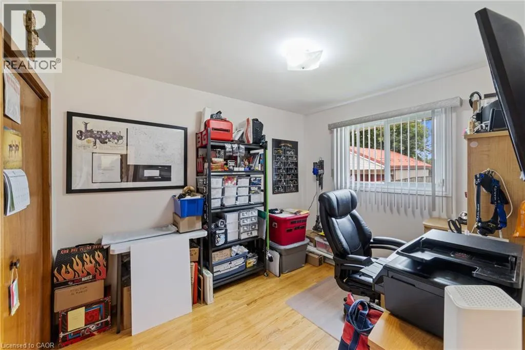 46 BLUEBIRD Avenue