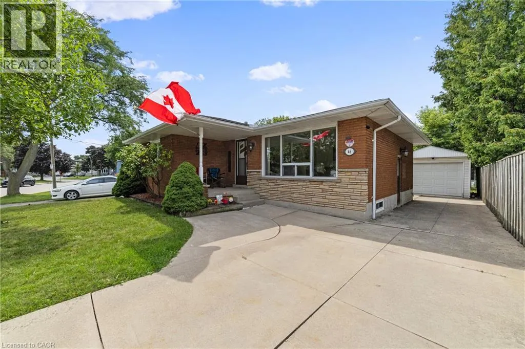 46 BLUEBIRD Avenue