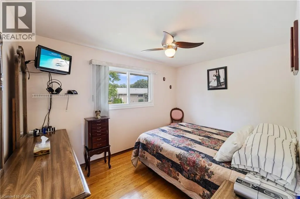 46 BLUEBIRD Avenue