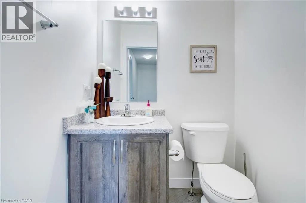 150 ROCHEFORT Street Unit# E, #E