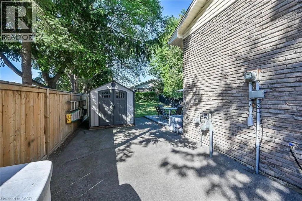 158 WENDOVER Drive