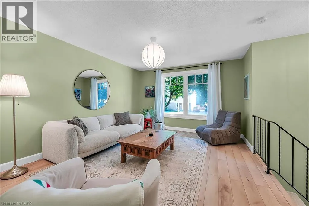 158 WENDOVER Drive