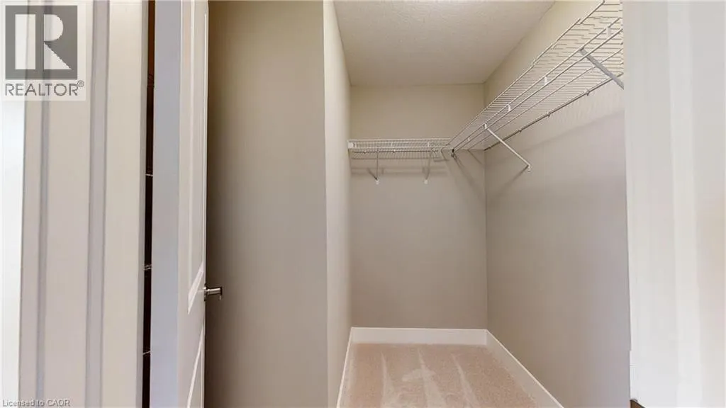 2278 SOUTHPORT Crescent