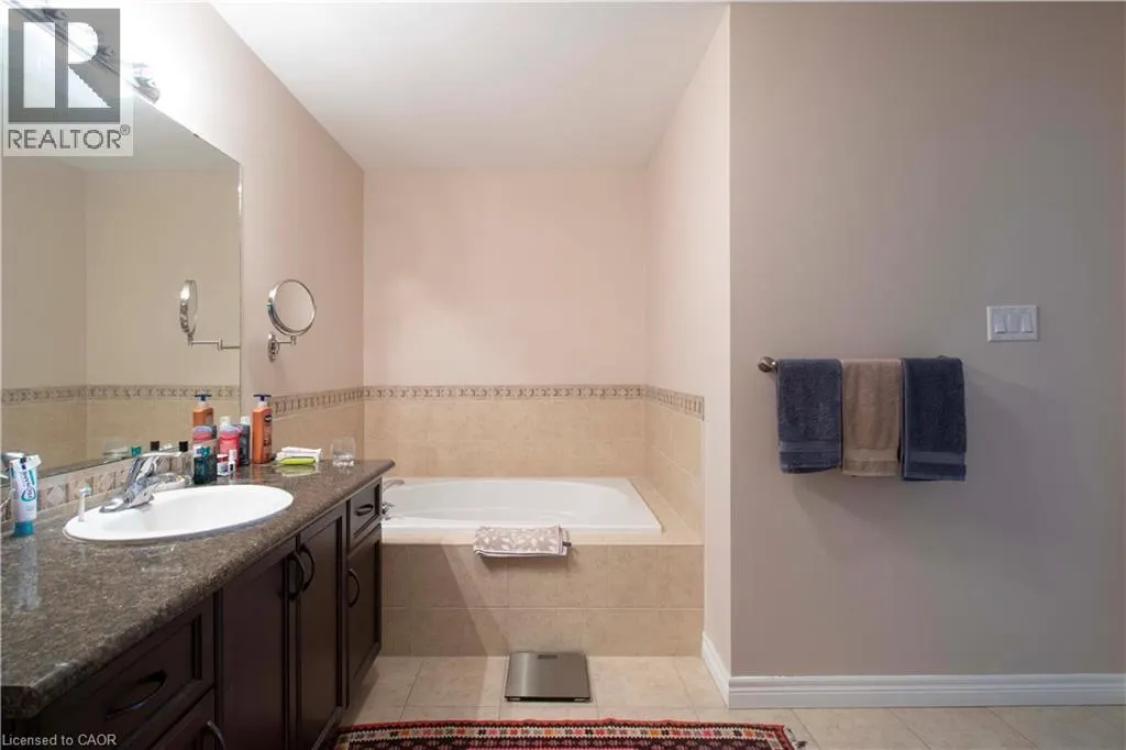 441 STONEHENGE Drive Unit# 30, #30