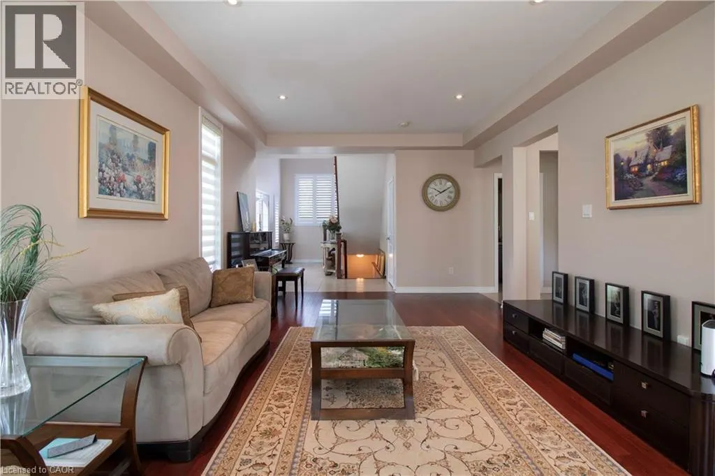 441 STONEHENGE Drive Unit# 30, #30