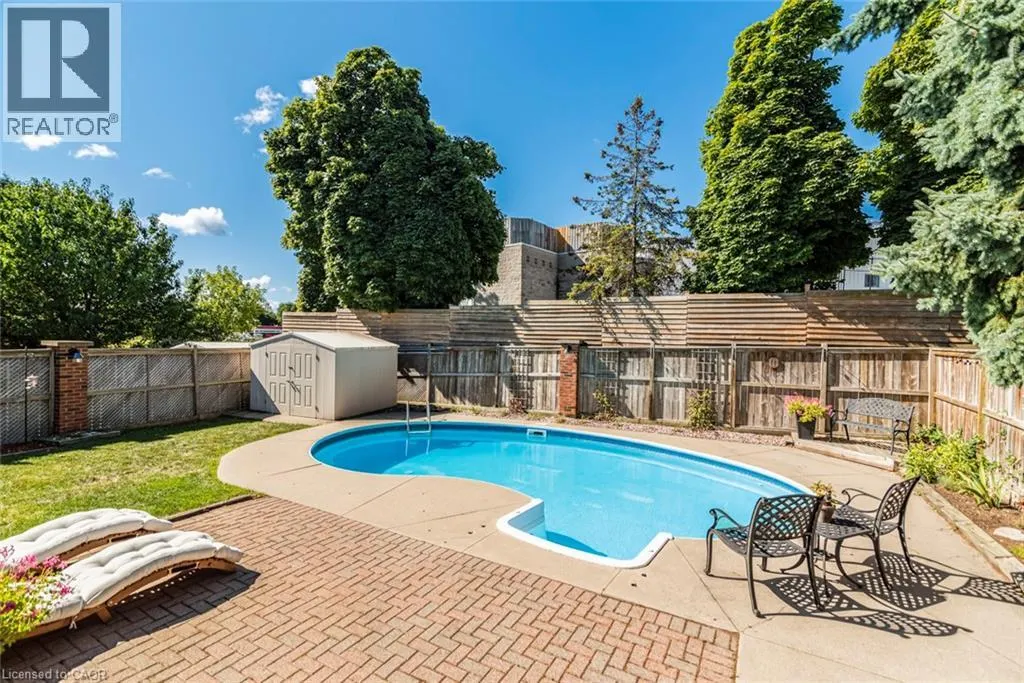 755 TEMPLEMEAD Drive
