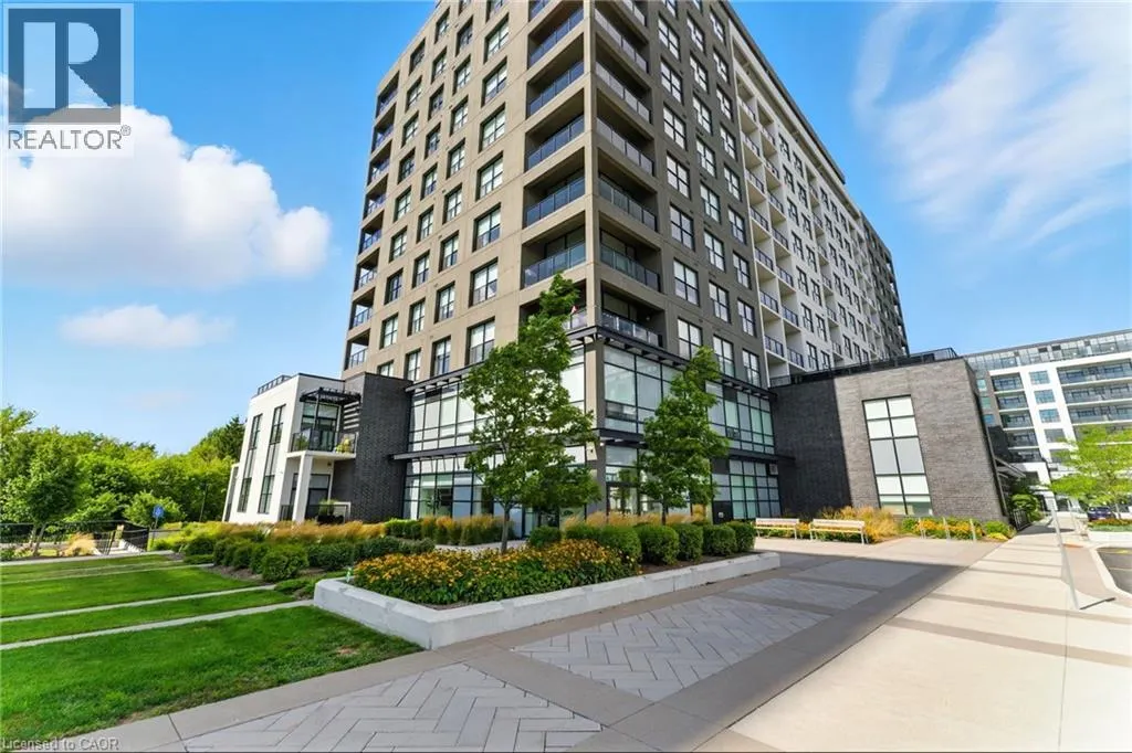 1880 GORDON Street Unit# 207, #207