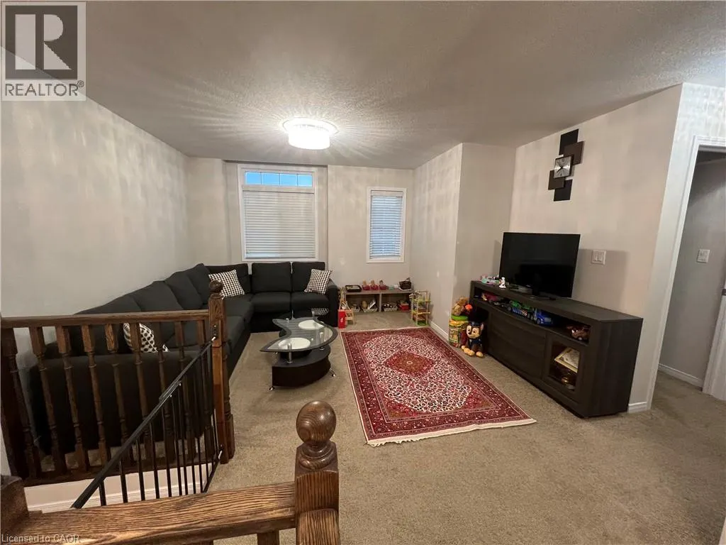 18 WILDFLOWER Street Unit# Main/2nd, #Main/2nd