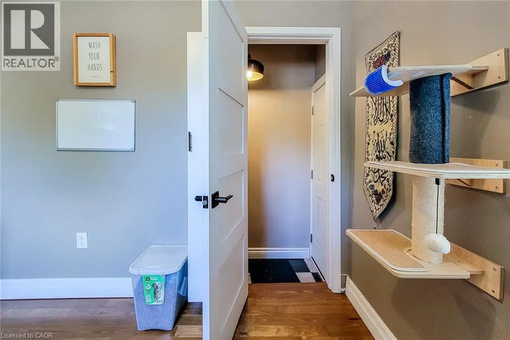 345 HAWKRIDGE Avenue Unit# Main floor, #Main floor