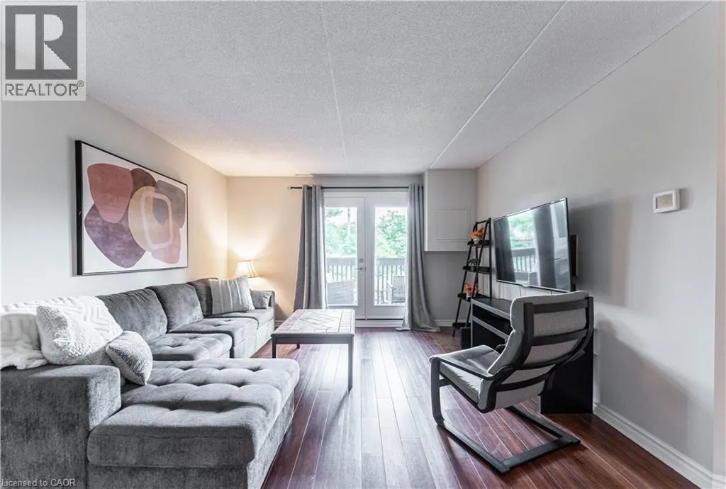 2020 CLEAVER Avenue Unit# 207, #207