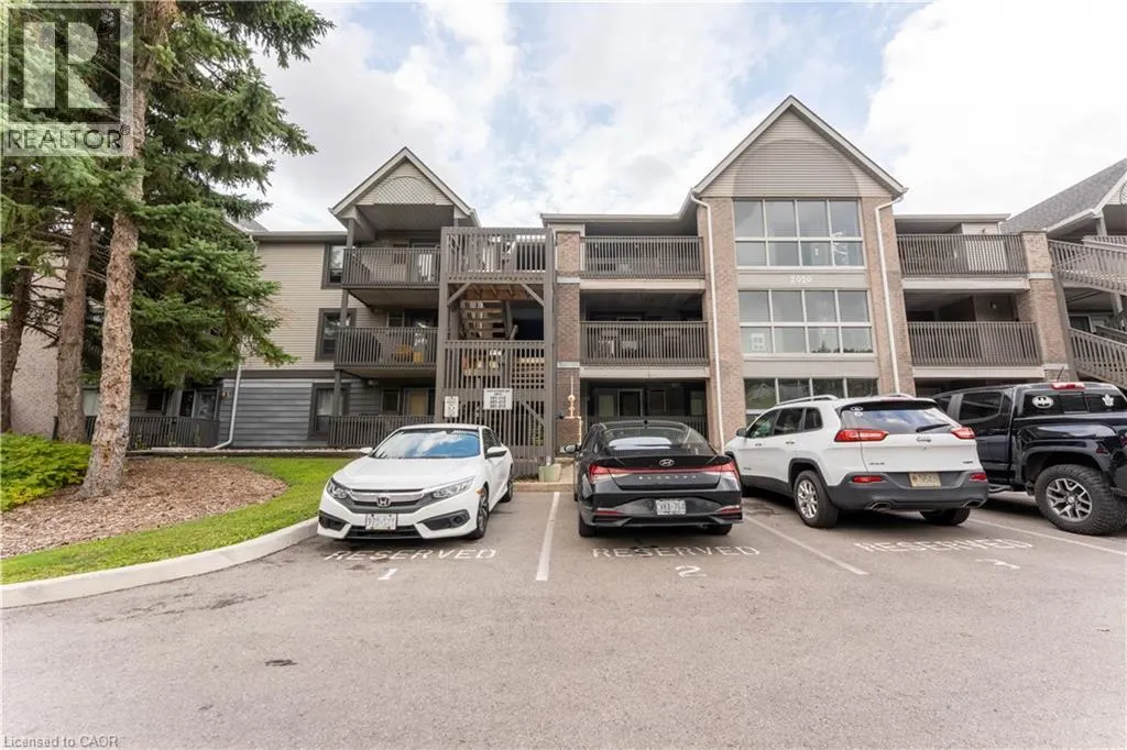 2020 CLEAVER Avenue Unit# 207, #207