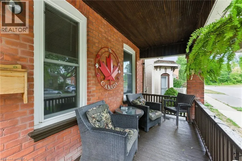 7 SUPERIOR Street