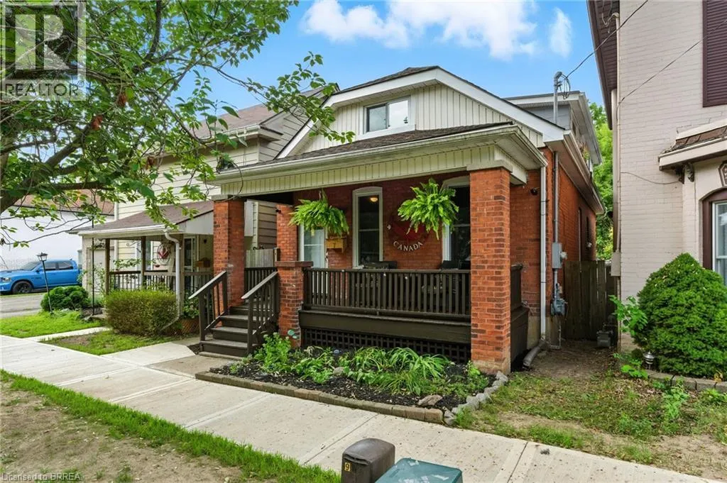 7 SUPERIOR Street