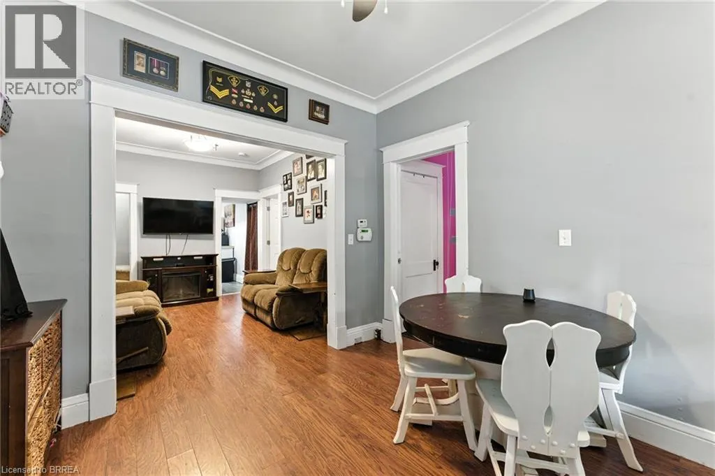 7 SUPERIOR Street