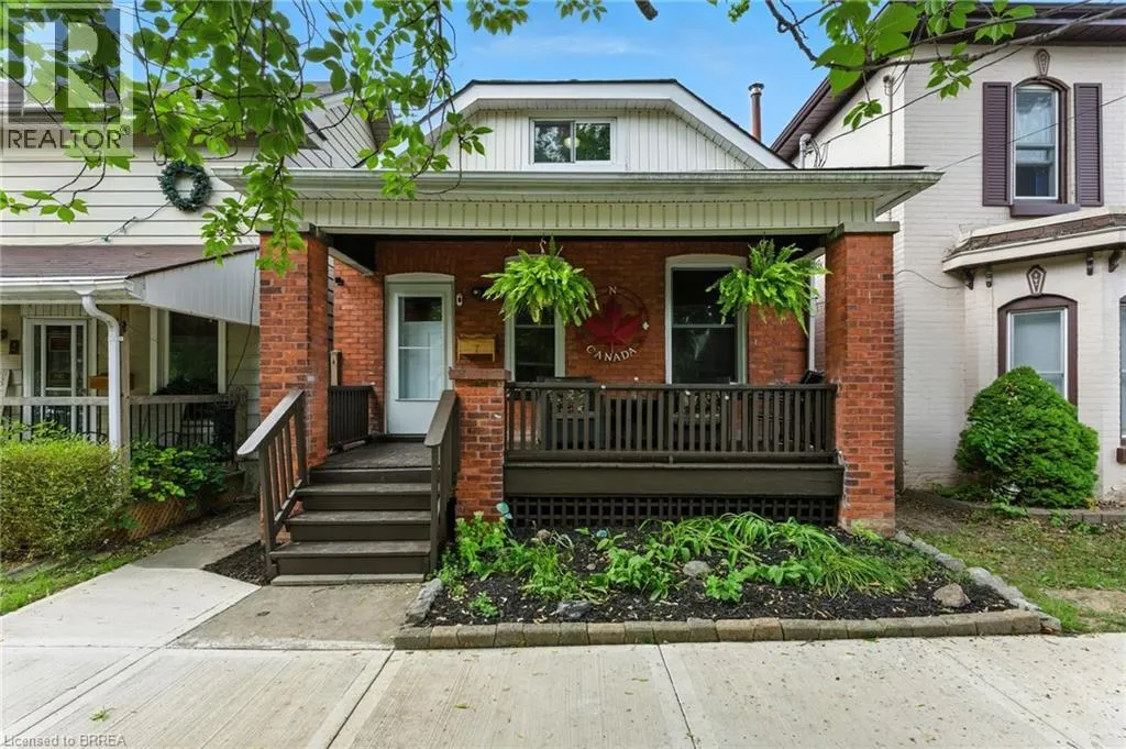 7 SUPERIOR Street