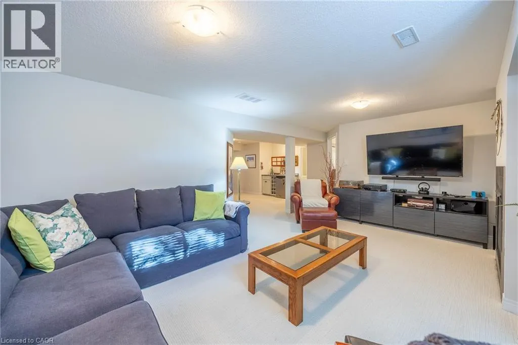 103 SCHOONER Drive