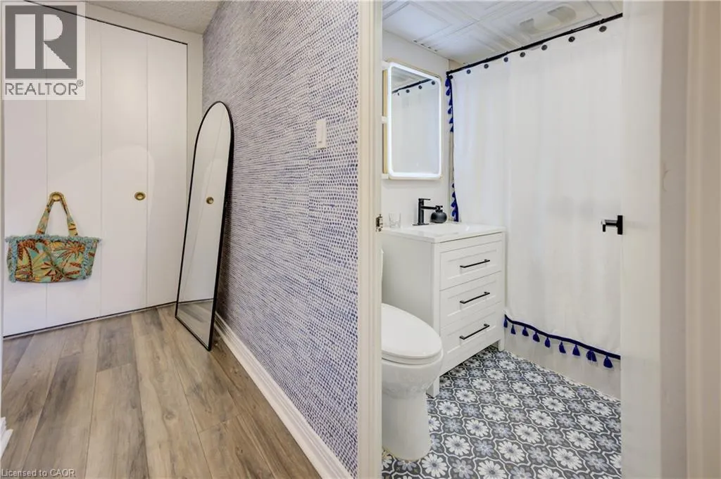 45 WESTMOUNT Road N Unit# 302, #302