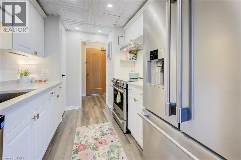 45 WESTMOUNT Road N Unit# 302, #302
