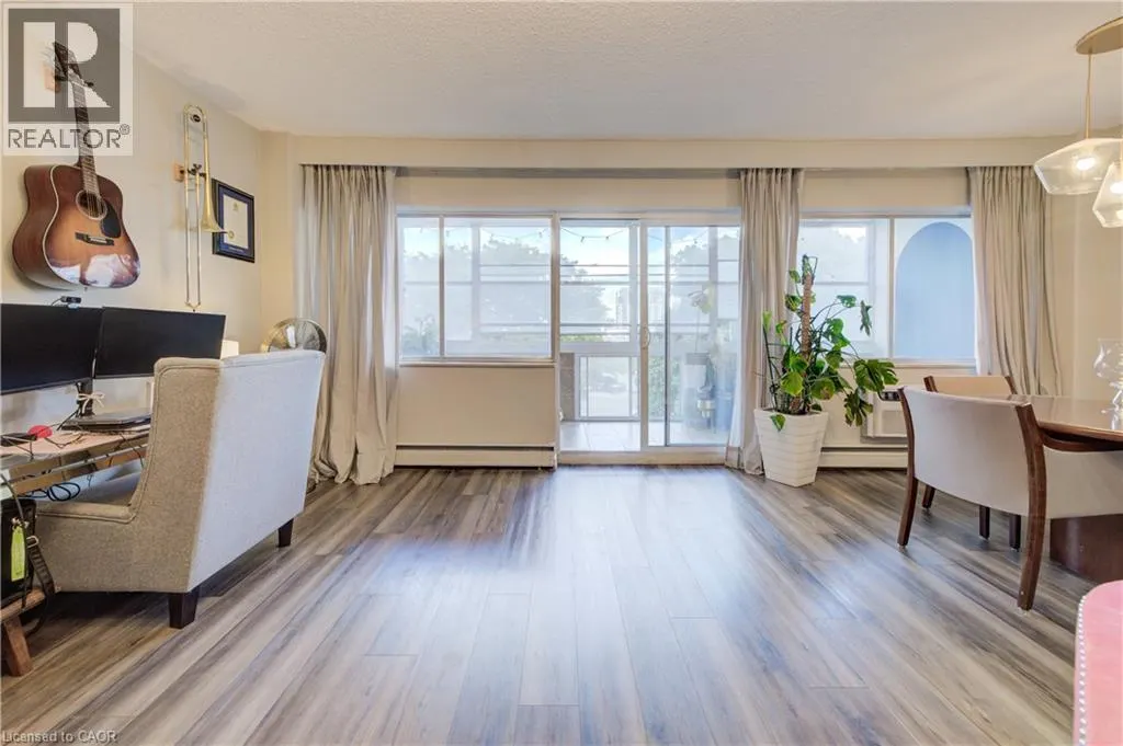 45 WESTMOUNT Road N Unit# 302, #302