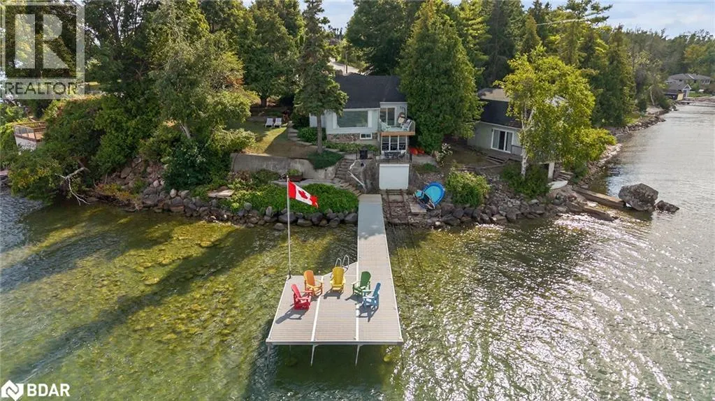 43 MOON POINT Drive