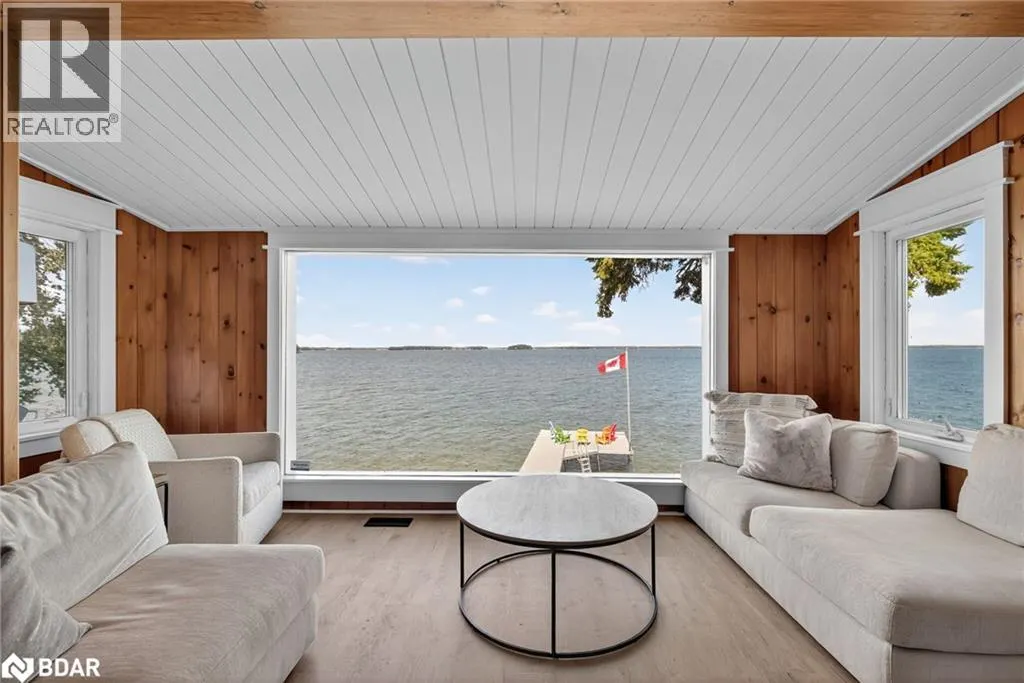 43 MOON POINT Drive