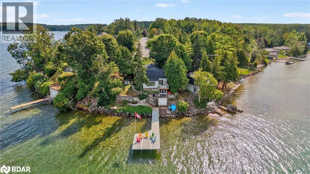 43 MOON POINT Drive
