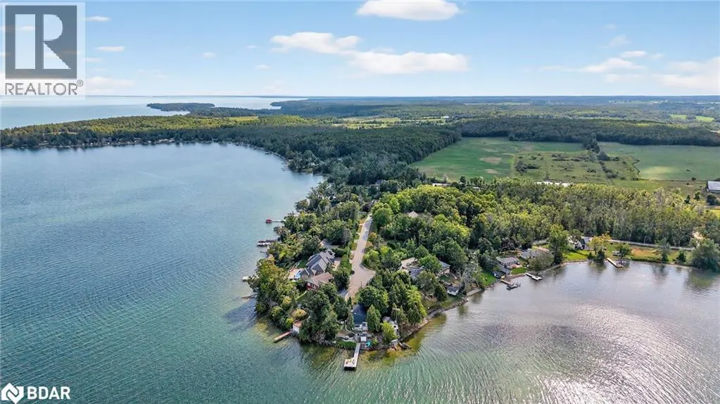 43 MOON POINT Drive